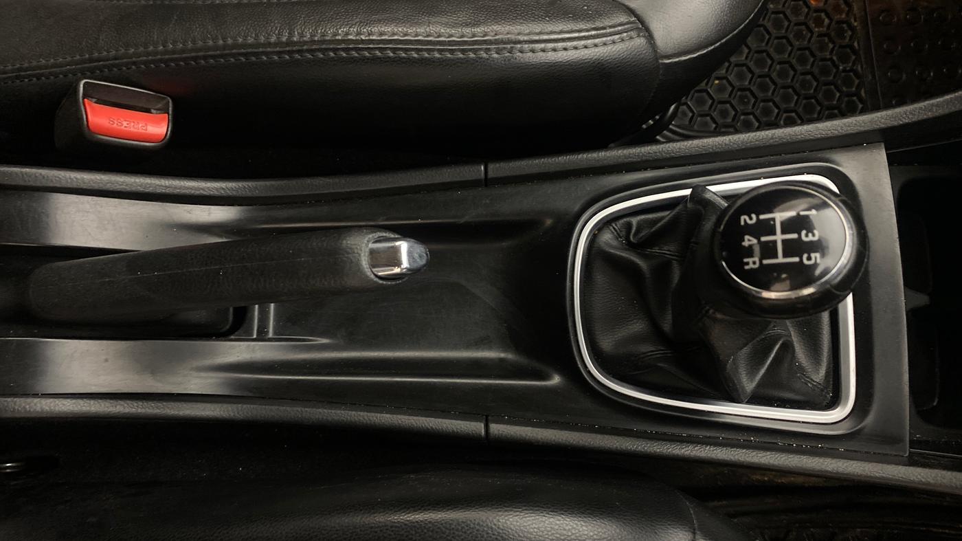 2018 Maruti Ciaz S DIESEL 1.3, Diesel, Manual, 1,23,269 km, Gear Lever