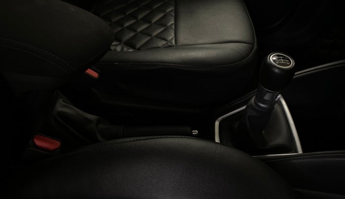 2020 Nissan Kicks XV 1.5, Petrol, Manual, 35,522 km, Gear Lever