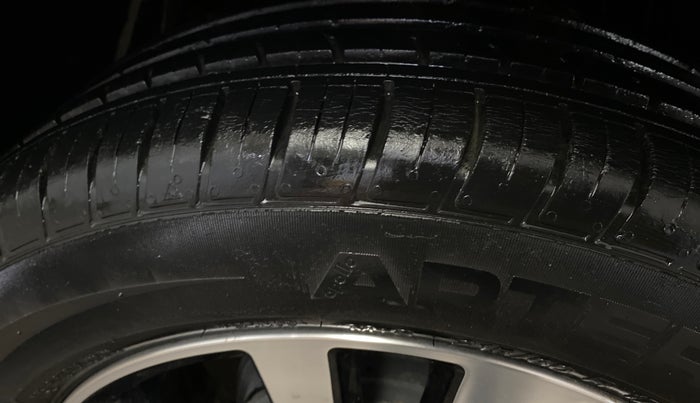 2020 Nissan Kicks XV 1.5, Petrol, Manual, 35,522 km, Right Rear Tyre Tread