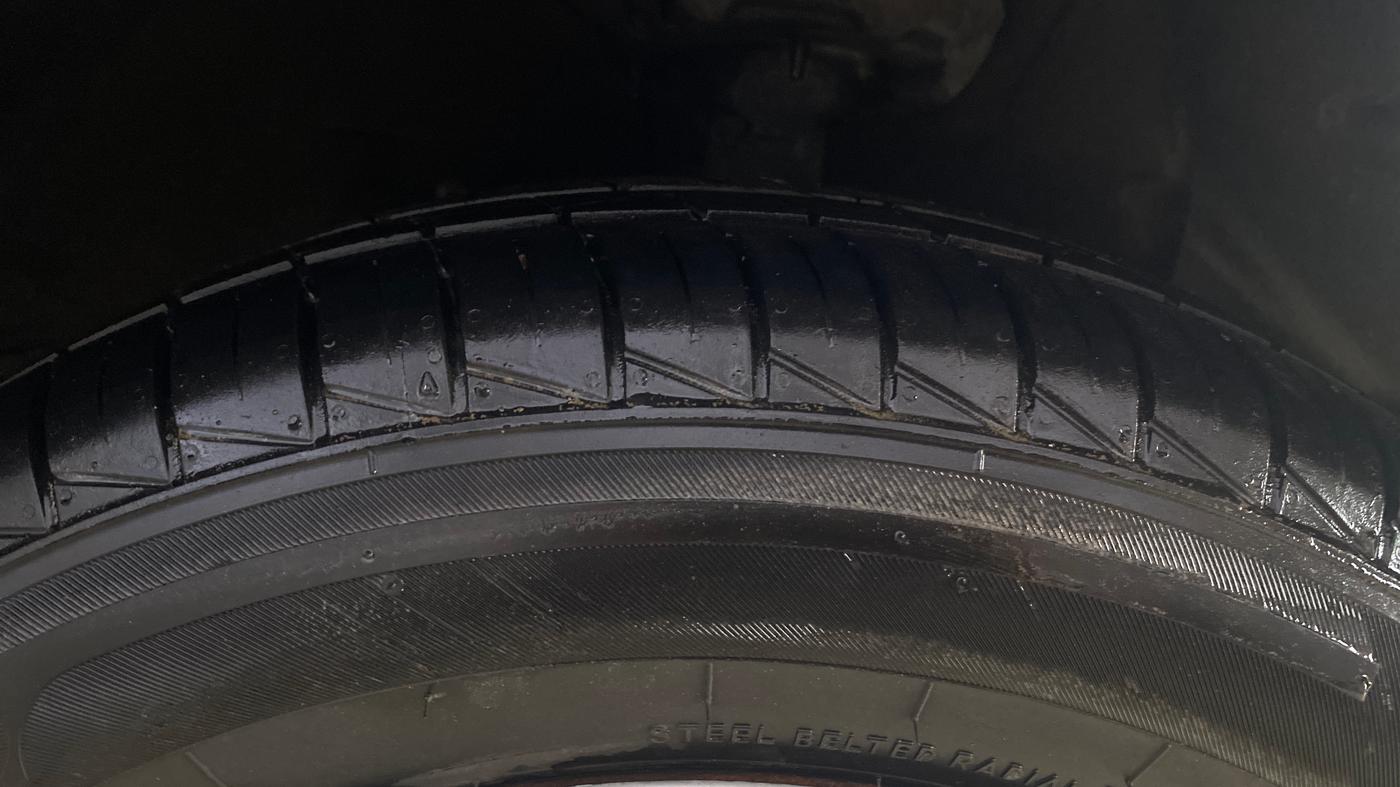 2020 Hyundai AURA S 1.2 CNG, CNG, Manual, 52,138 km, Right Front Tyre Tread