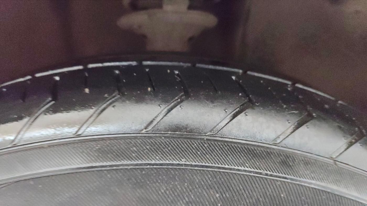 2021 Maruti Celerio ZXI PLUS AGS, Petrol, Automatic, 16,690 km, Right Front Tyre Tread