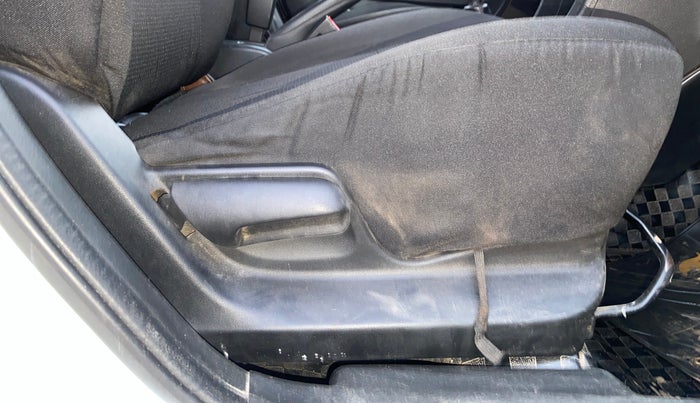 2014 Maruti Swift LXI, Petrol, Manual, 96,432 km, Driver Side Adjustment Panel