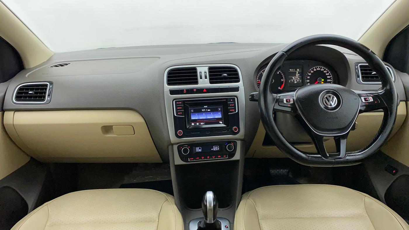 2016 Volkswagen Vento HIGHLINE TDI AT, Diesel, Automatic, 75,241 km, Dashboard