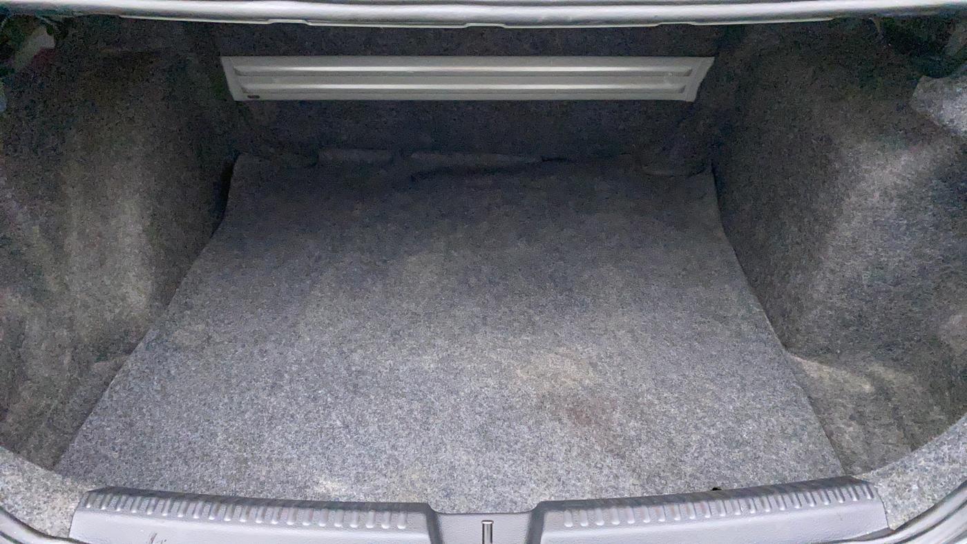 2016 Volkswagen Vento HIGHLINE TDI AT, Diesel, Automatic, 75,241 km, Boot Inside