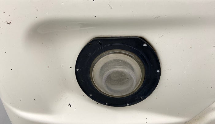 2019 Mahindra Bolero POWER PLUS SLE, Diesel, Manual, 1,12,124 km, Right fog light - Not working