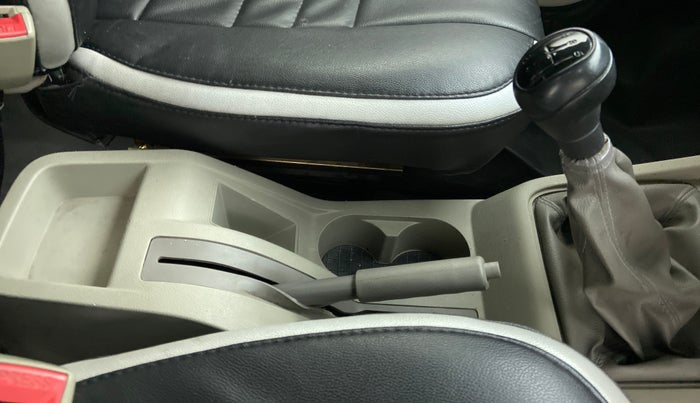 2019 Mahindra Bolero POWER PLUS SLE, Diesel, Manual, 1,12,124 km, Gear Lever