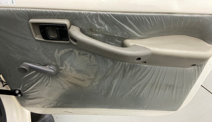 2019 Mahindra Bolero POWER PLUS SLE, Diesel, Manual, 1,12,124 km, Driver Side Door Panels Control
