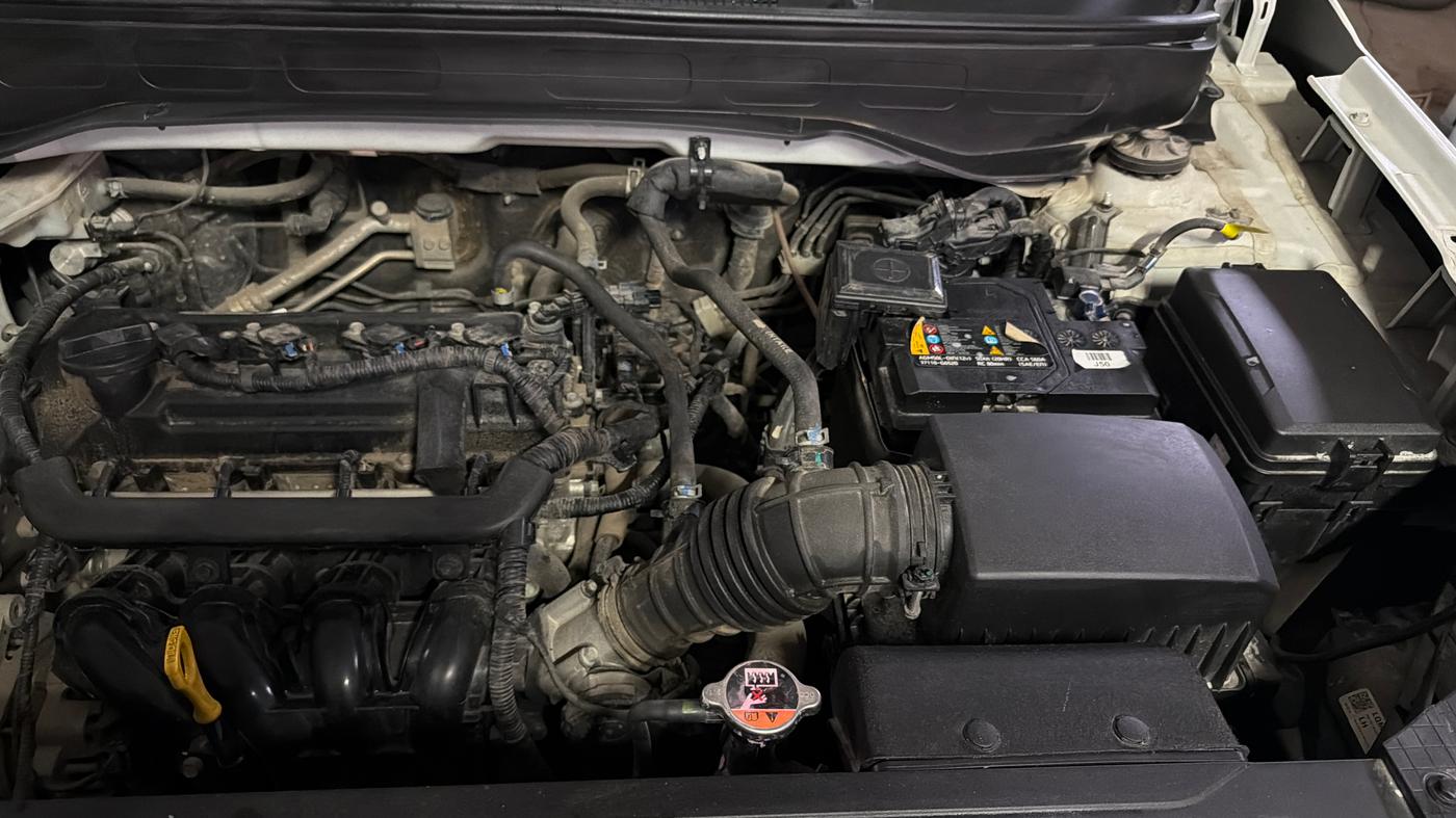 2024 Hyundai VENUE S (O) Plus 1.2 Petrol , Petrol, Manual, 38,084 km, Engine View - Left
