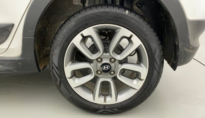 2016 Hyundai i20 Active 1.2 S, Petrol, Manual, 72,488 km, Left Rear Wheel