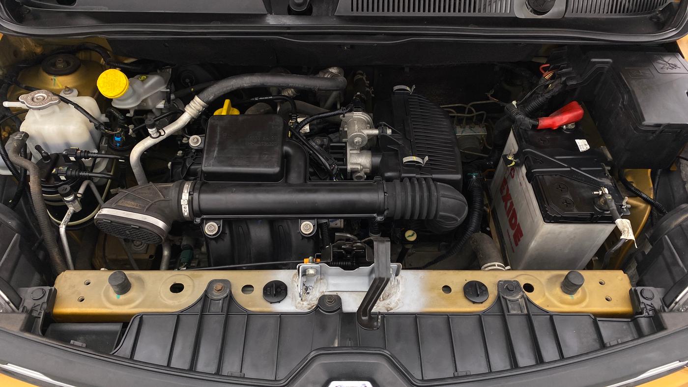2019 Renault TRIBER 1.0 RXZ, Petrol, Manual, 30,418 km, Open Bonet