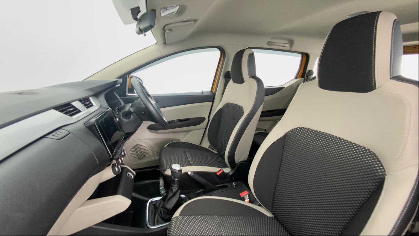 2019 Renault TRIBER 1.0 RXZ, Petrol, Manual, 30,418 km, Right Side Front Door Cabin