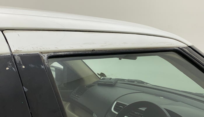 2012 Maruti Swift Dzire VXI, Petrol, Manual, 72,402 km, Driver-side door - Door visor damaged