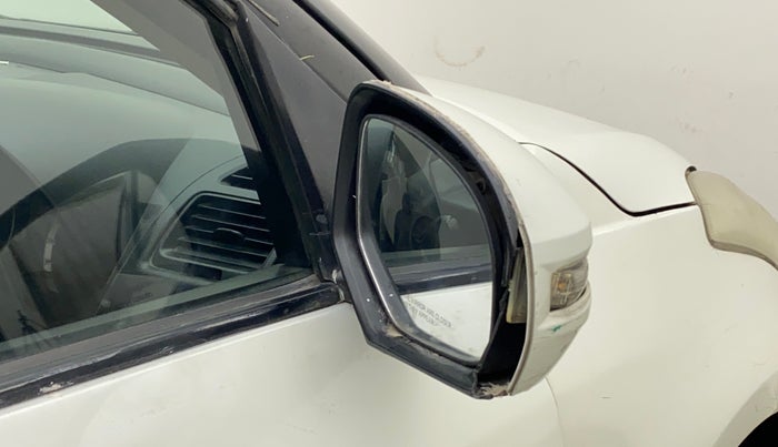 2012 Maruti Swift Dzire VXI, Petrol, Manual, 72,402 km, Right rear-view mirror - Cover has minor damage