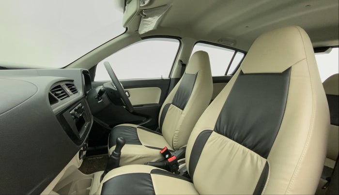 2022 Maruti Alto LXI O, Petrol, Manual, 3,896 km, Right Side Front Door Cabin