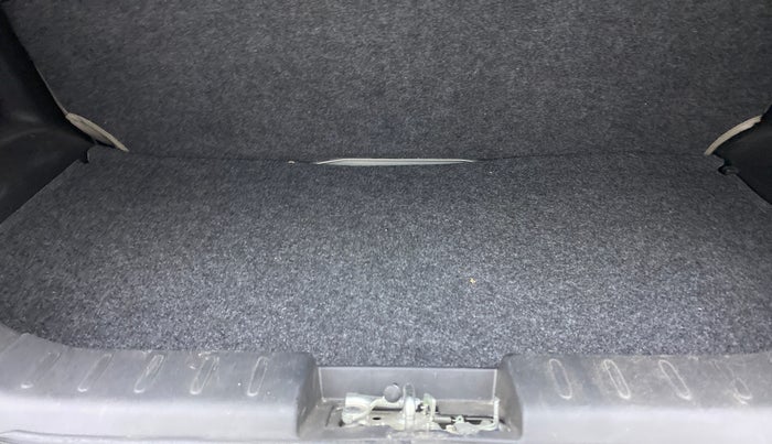 2022 Maruti Alto LXI O, Petrol, Manual, 3,896 km, Boot Inside