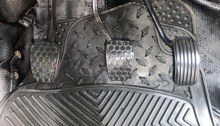 2021 Tata Tiago XT (O) PETROL, Petrol, Manual, 42,135 km, Pedals