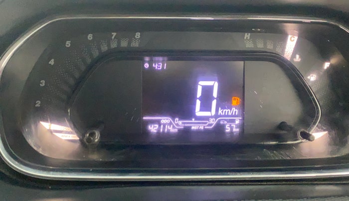 2021 Tata Tiago XT (O) PETROL, Petrol, Manual, 42,135 km, Odometer Image