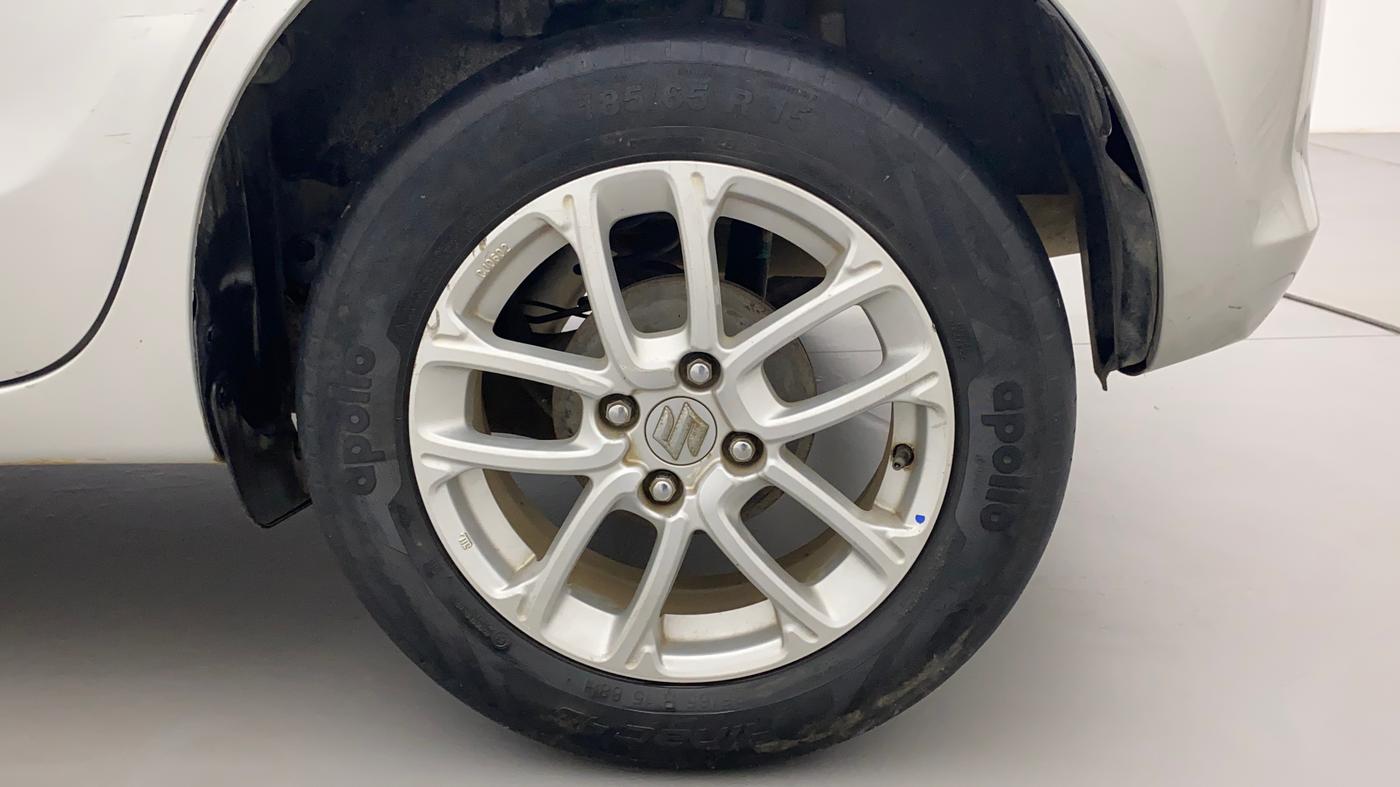 2018 Maruti Swift ZDI AMT, Diesel, Automatic, 1,05,505 km, Left Rear Wheel