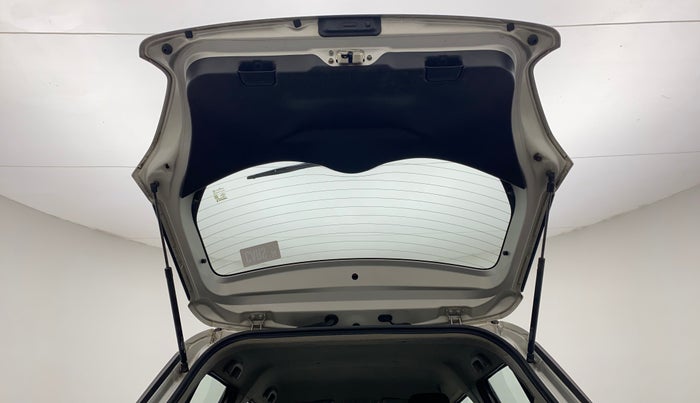 2018 Maruti Swift ZDI AMT, Diesel, Automatic, 1,05,505 km, Boot Door Open