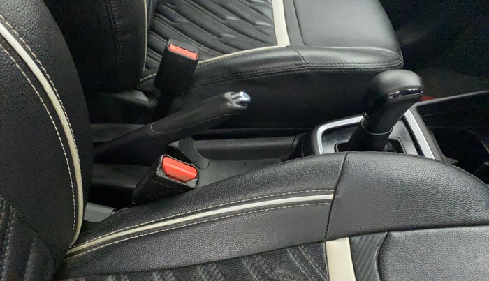 2018 Maruti Swift ZDI AMT, Diesel, Automatic, 1,05,505 km, Gear Lever