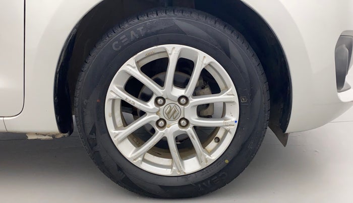 2018 Maruti Swift ZDI AMT, Diesel, Automatic, 1,05,505 km, Right Front Wheel