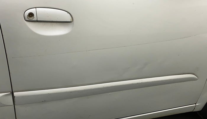 2010 Hyundai i10 SPORTZ (O) 1.2, Petrol, Manual, 75,370 km, Driver-side door - Minor scratches