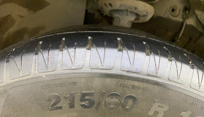 2021 KIA SONET GTX PLUS 1.5 AT, Diesel, Automatic, 40,112 km, Left Front Tyre Tread