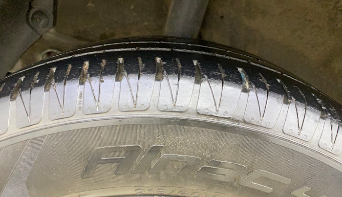 2021 KIA SONET GTX PLUS 1.5 AT, Diesel, Automatic, 40,112 km, Right Rear Tyre Tread