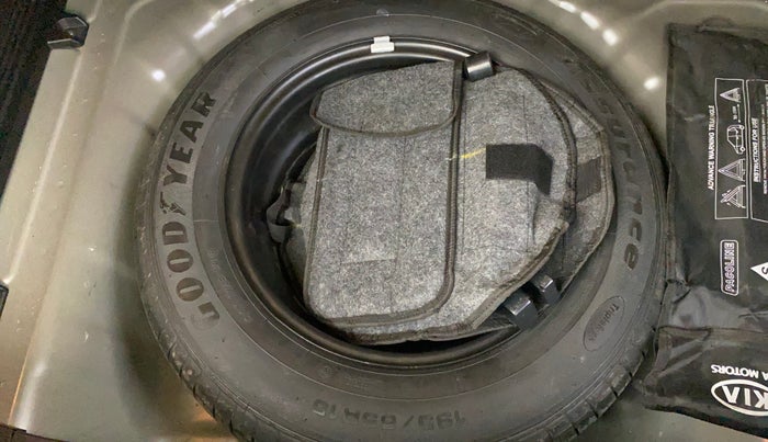 2021 KIA SONET GTX PLUS 1.5 AT, Diesel, Automatic, 40,112 km, Spare Tyre