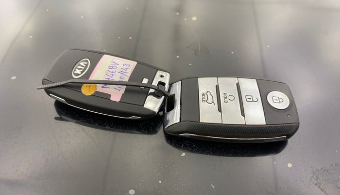 2021 KIA SONET GTX PLUS 1.5 AT, Diesel, Automatic, 40,112 km, Key Close Up