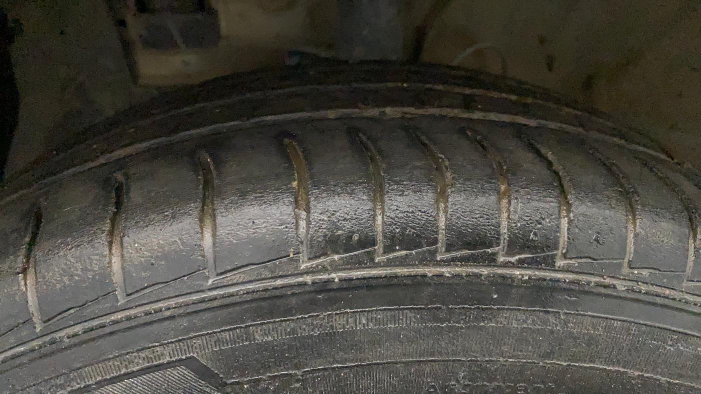 2019 Hyundai VENUE S 1.0 TURBO DCT, Petrol, Automatic, 69,299 km, Left Front Tyre Tread