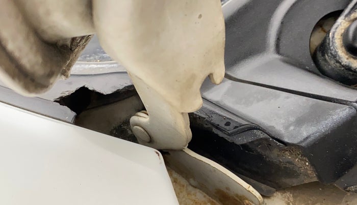 2014 Maruti Alto 800 LXI, Petrol, Manual, 14,820 km, Bonnet (hood) - Cowl vent panel has minor damage