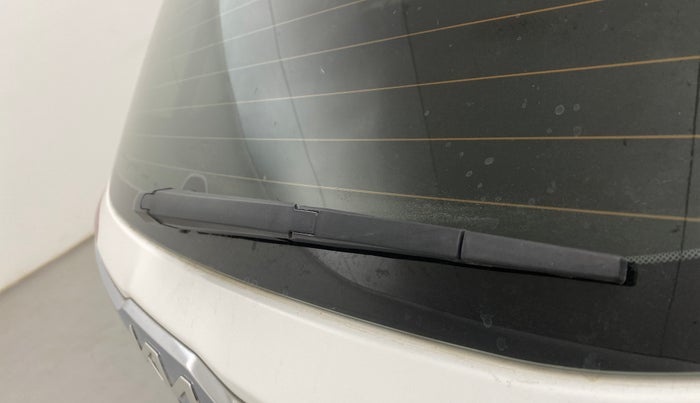 2023 KIA SELTOS HTX PETROL 1.5, Petrol, Manual, 29,874 km, Rear Wiper