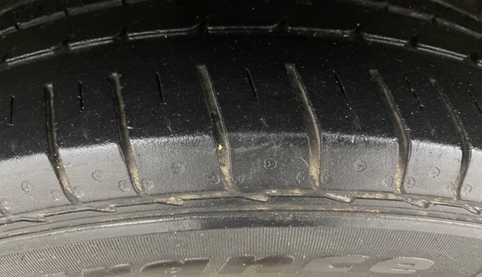 2023 KIA SELTOS HTX PETROL 1.5, Petrol, Manual, 29,874 km, Left Front Tyre Tread