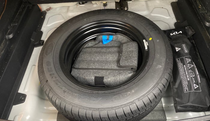 2023 KIA SELTOS HTX PETROL 1.5, Petrol, Manual, 29,874 km, Spare Tyre