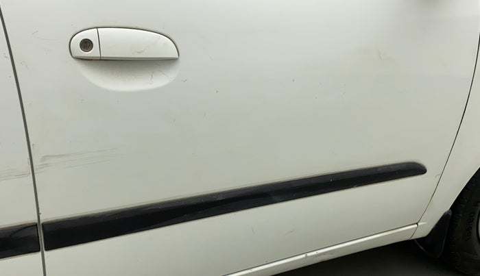 2011 Hyundai i10 MAGNA 1.2, Petrol, Manual, 82,130 km, Driver-side door - Minor scratches