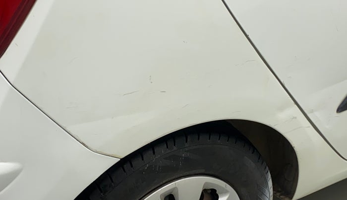 2011 Hyundai i10 MAGNA 1.2, Petrol, Manual, 82,130 km, Right quarter panel - Slightly dented