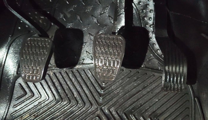 2021 Tata NEXON XM SUNROOF PETROL, Petrol, Manual, 35,069 km, Pedals