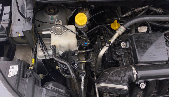 2024 Renault TRIBER RXZ, Petrol, Manual, 11,258 km, Engine View - Right