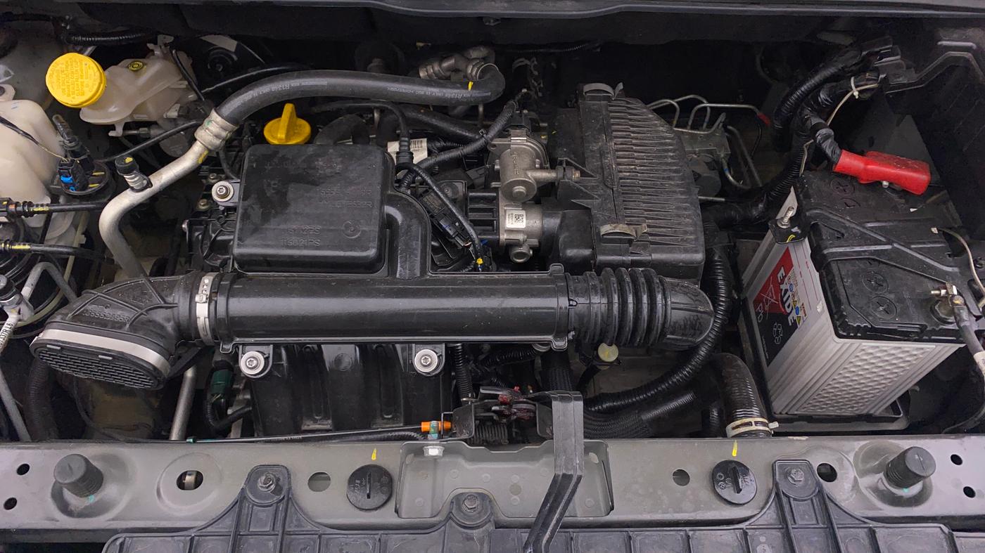 2024 Renault TRIBER RXZ, Petrol, Manual, 11,258 km, Engine View