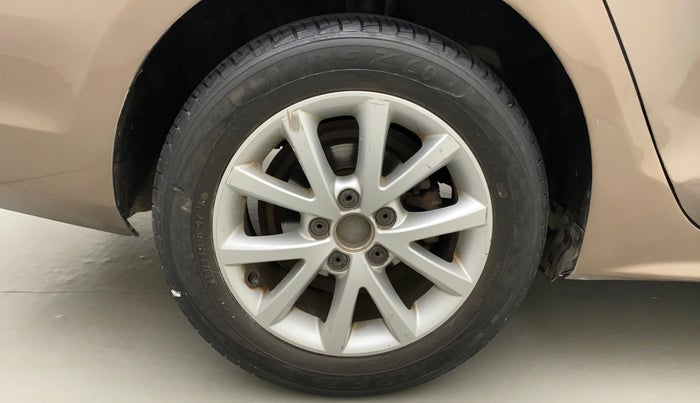 2015 Volkswagen Jetta COMFORTLINE TSI, Petrol, Manual, 53,355 km, Right Rear Wheel