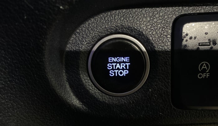 2024 Hyundai ALCAZAR Signature 6 STR 1.5 Diesel Automatic, Diesel, Automatic, 13,704 km, Keyless Start/ Stop Button