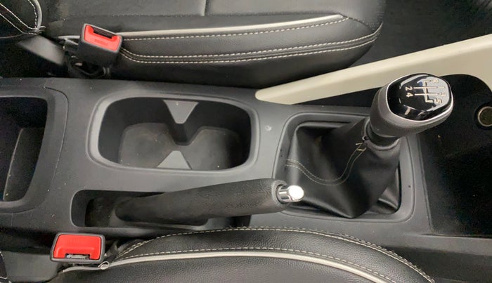 2023 Nissan MAGNITE XE, Petrol, Manual, 11,691 km, Gear Lever