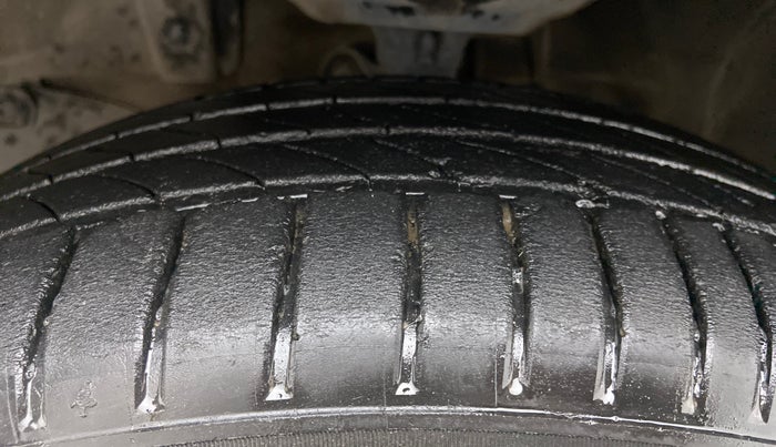 2017 Honda BR-V 1.5 i-VTEC VX, Petrol, Manual, 29,731 km, Left Front Tyre Tread