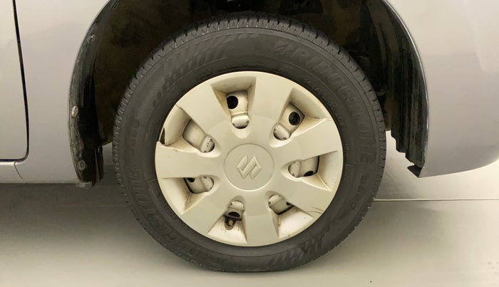2015 Maruti Wagon R 1.0 LXI CNG, CNG, Manual, 65,215 km, Right Front Wheel