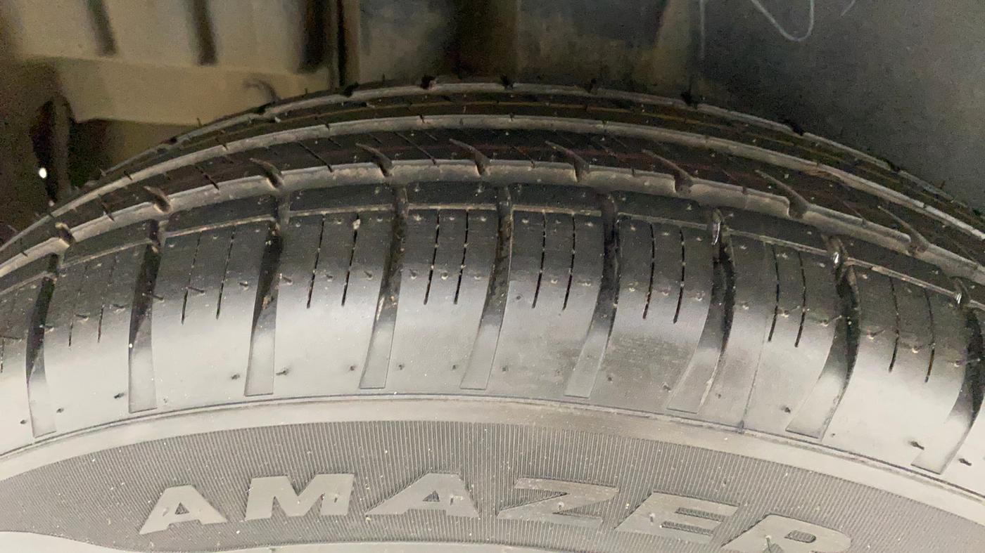 2013 Maruti Swift VDI, Diesel, Manual, 97,837 km, Right Rear Tyre Tread