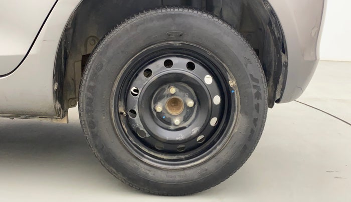 2013 Maruti Swift VDI, Diesel, Manual, 97,837 km, Left Rear Wheel