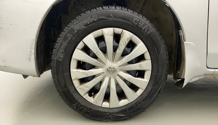 2011 Toyota Etios G, Petrol, Manual, 72,268 km, Left Front Wheel