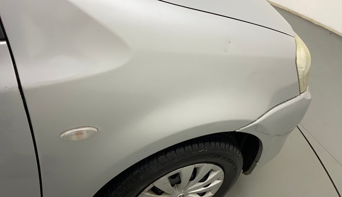 2011 Toyota Etios G, Petrol, Manual, 72,268 km, Right fender - Minor scratches