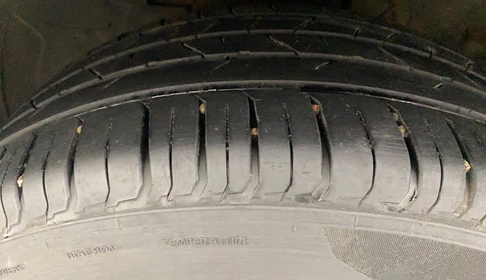 2021 Hyundai VENUE SX PLUS 1.0 TURBO DCT, Petrol, Automatic, 48,113 km, Left Front Tyre Tread